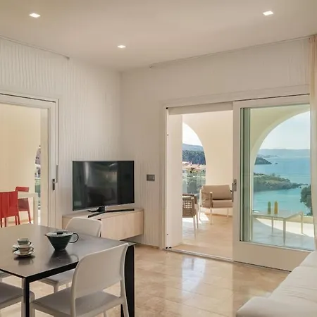 Beachfront Cala Del Faro *